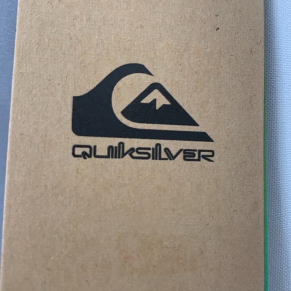 Boys QuikSilver Regular Fit Gray Amphibian Shorts Size 24/8 NEW WITH TAGS - Picture 6 of 9